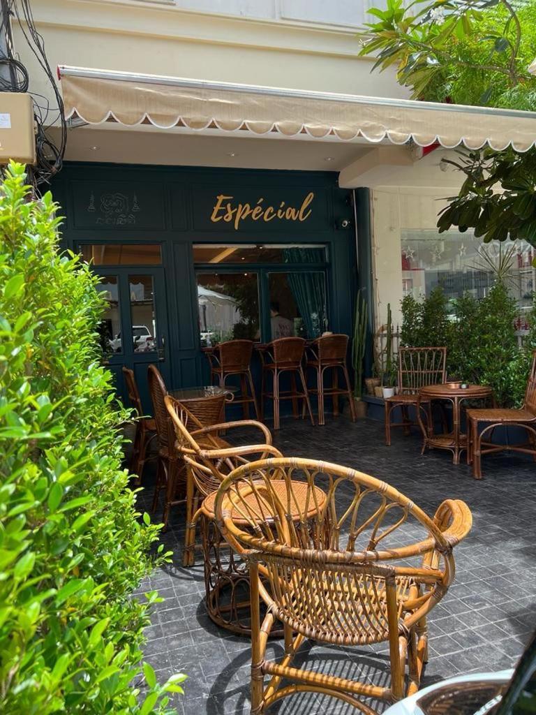Petit Espace Boutique Hostel Вьентьян Экстерьер фото